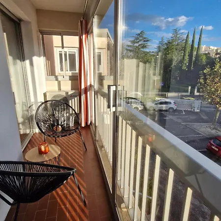 Climatisé Avec Balcon Et Parking, Proche Plages De - Fr-1-780-92 *