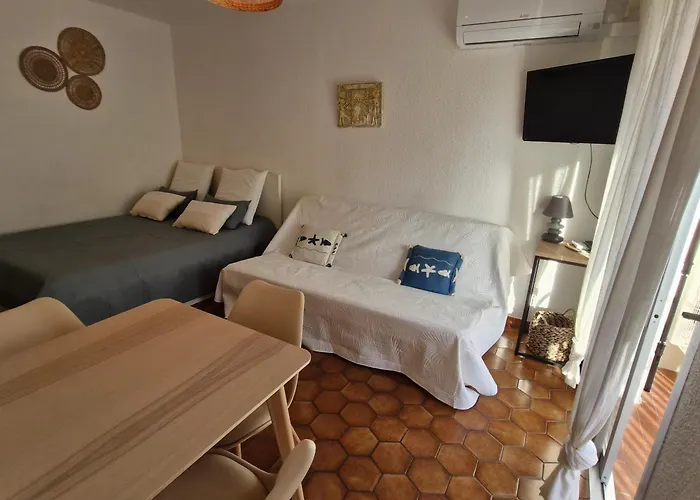 Climatisé Avec Balcon Et Parking, Proche Plages De - Fr-1-780-92