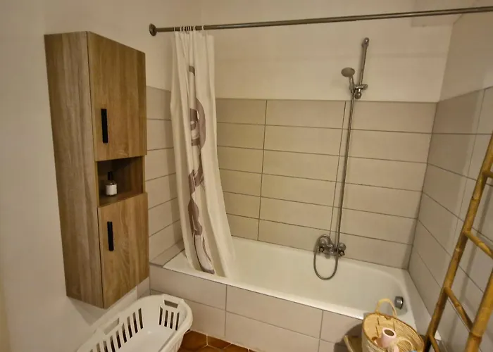 Appartamento Climatisé Avec Balcon Et Parking, Proche Plages De - Fr-1-780-92 Sainte-Maxime