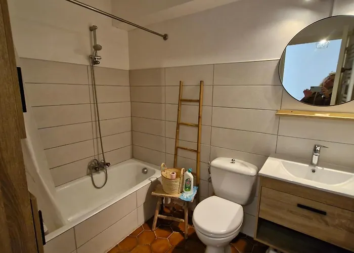 Appartamento Climatisé Avec Balcon Et Parking, Proche Plages De - Fr-1-780-92